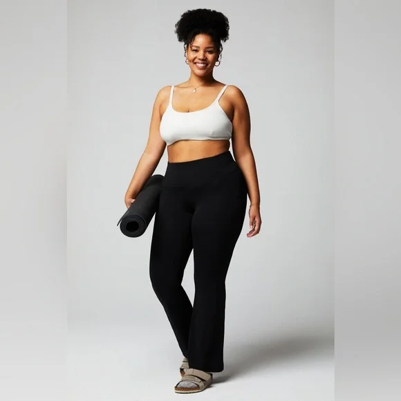 NWT Fabletics High-rise Flare Yoga pants - Picture 5 of 14